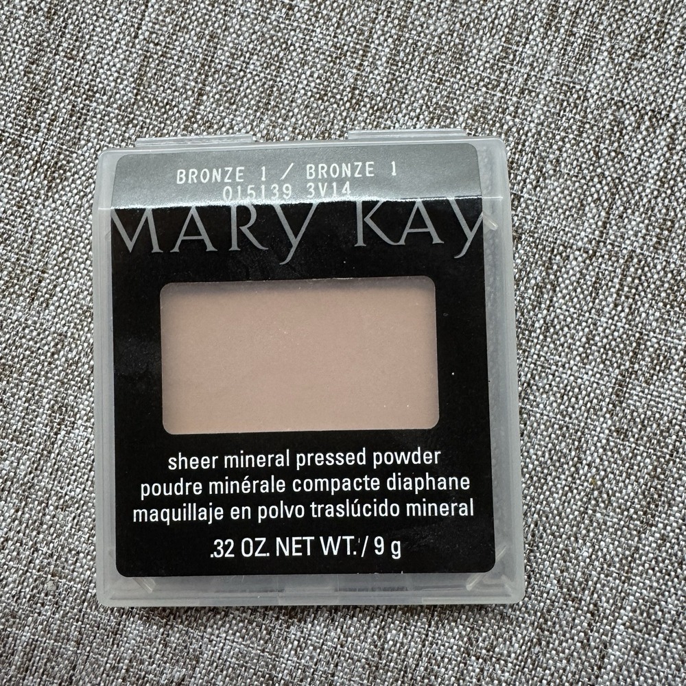 MARY KAY PRESSED POWDER SHEER MINERAL Bronze 1 015139 New Old Stock Discontinued